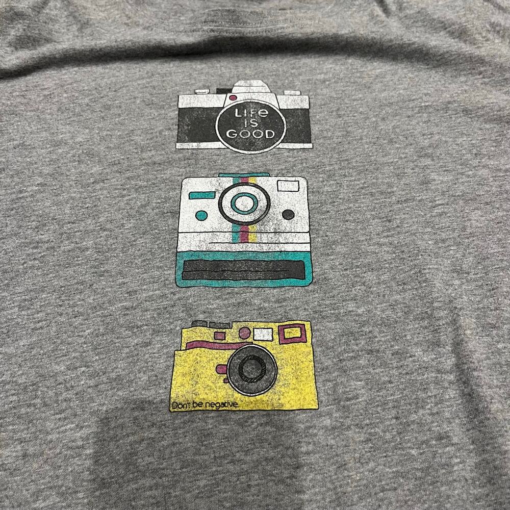Life is Good Short Sleeve Crewneck Tee S Camera Don't Be Negative Casual - Picture 4 of 6
